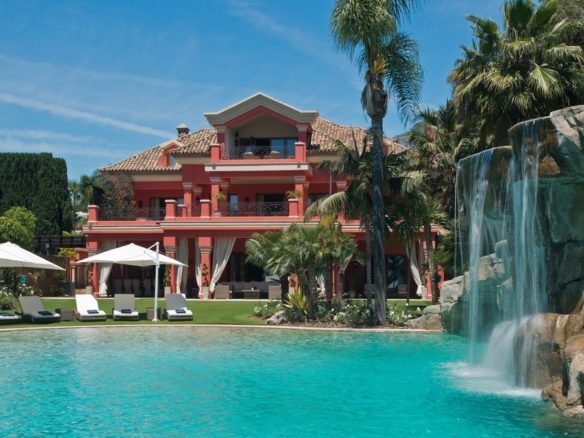 beachfront villa golden mile