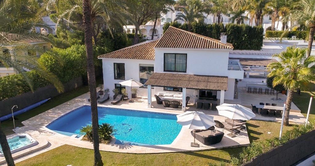 Nueva Andalucia Villa, Marbella