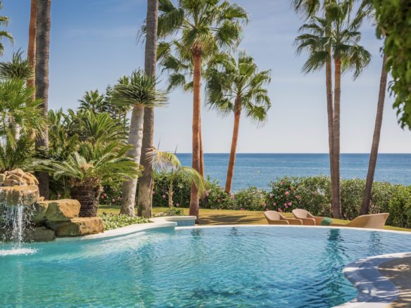 Los Monteros Villa Beach