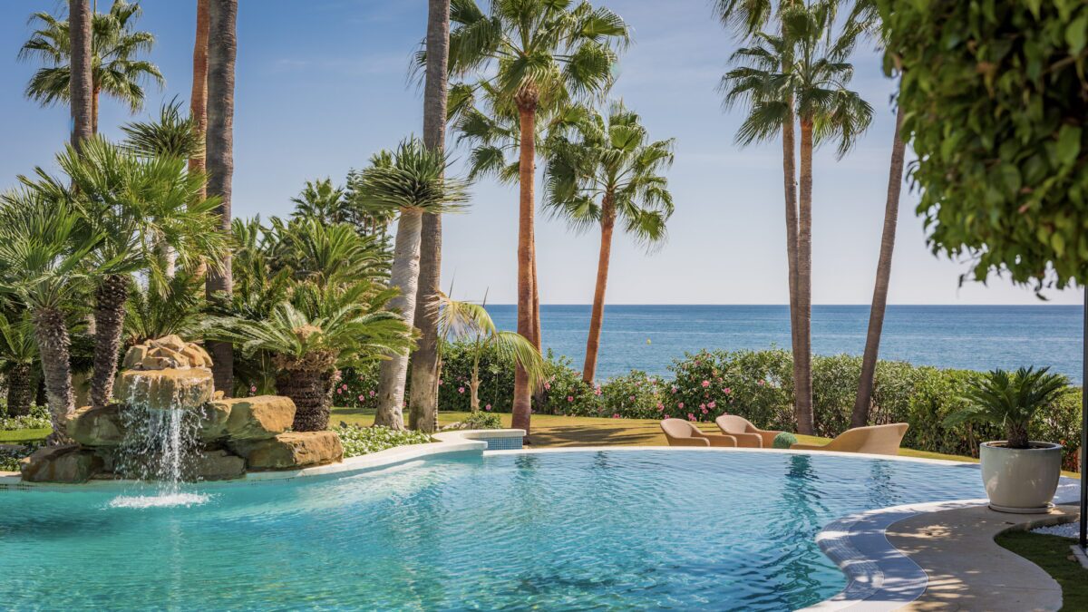 Los Monteros Villa Beach
