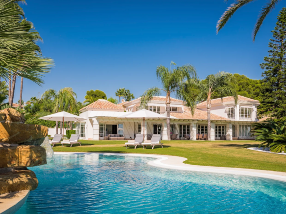 Los Monteros Villa Beach