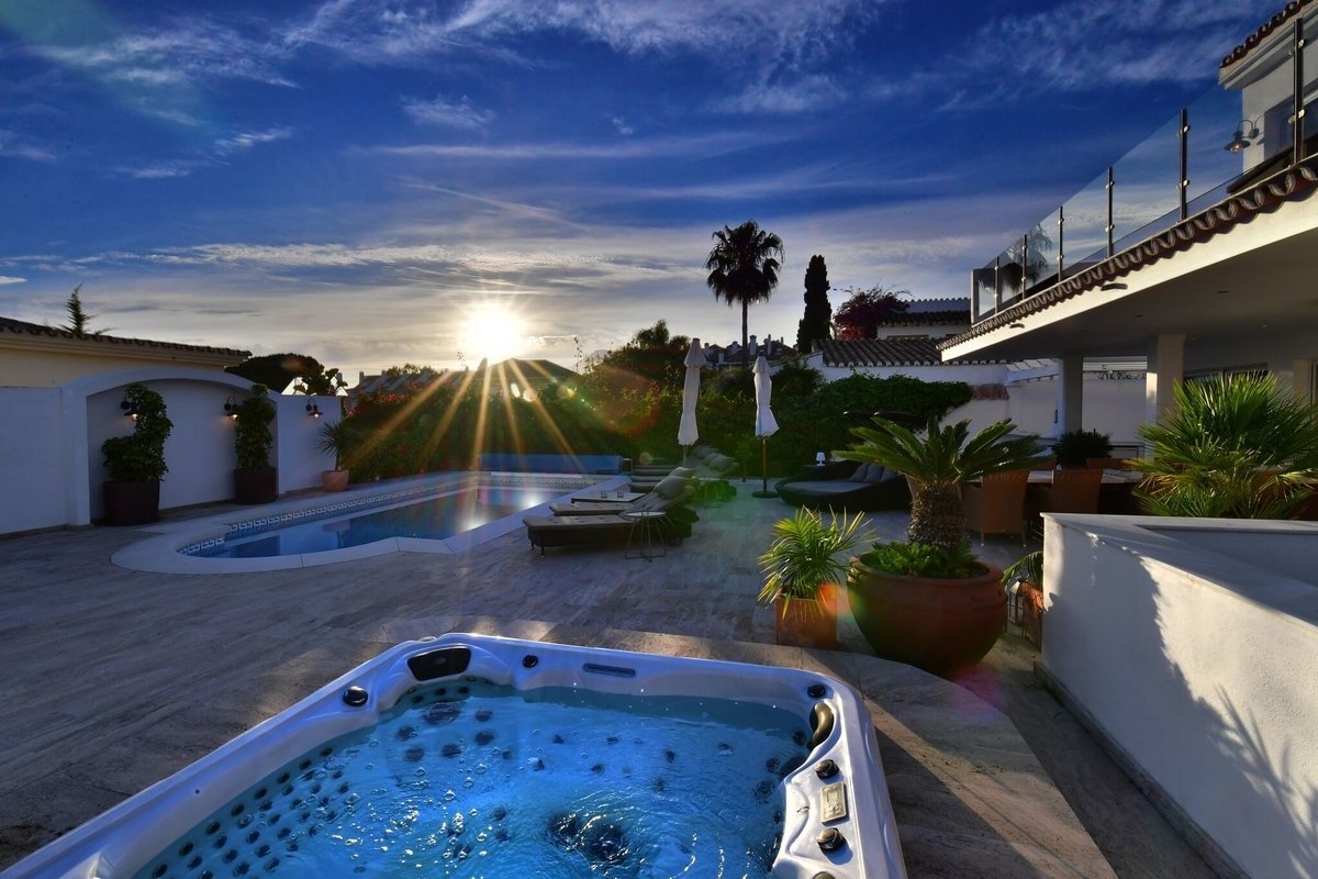 Family Beach Villa