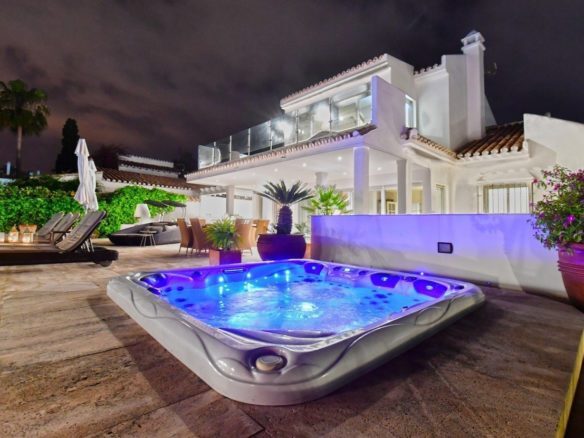 Family Beach Villa