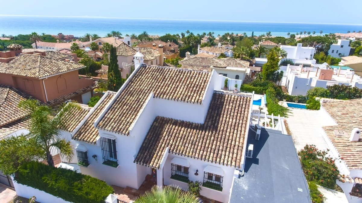 Family Beach Villa