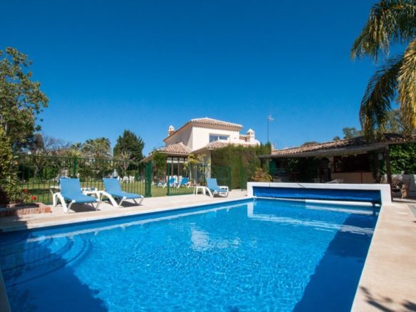 Casasola Villa Breathtaking Beaches