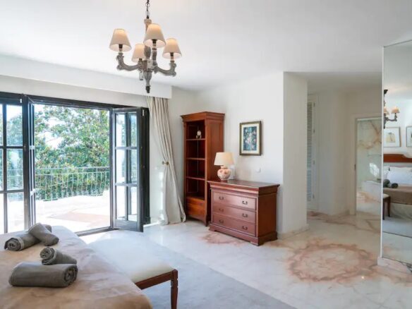 4 bedroom villa, Marbella, Golden Mile