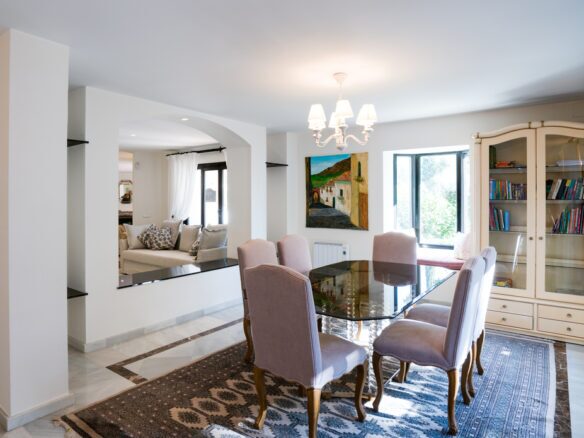 4 bedroom villa, Marbella, Golden Mile