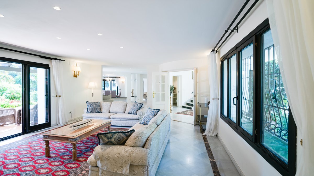 4 bedroom villa, Marbella, Golden Mile