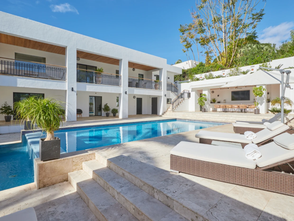 Luxury rental villas Marbella with private pool