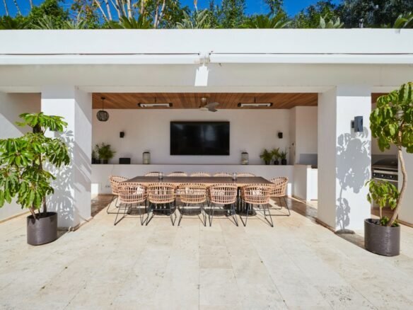 Discover the Luxury of Golf Villa Living in Spain
