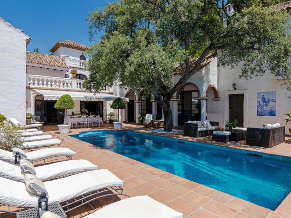 El Madroñal Rental Villa Spain