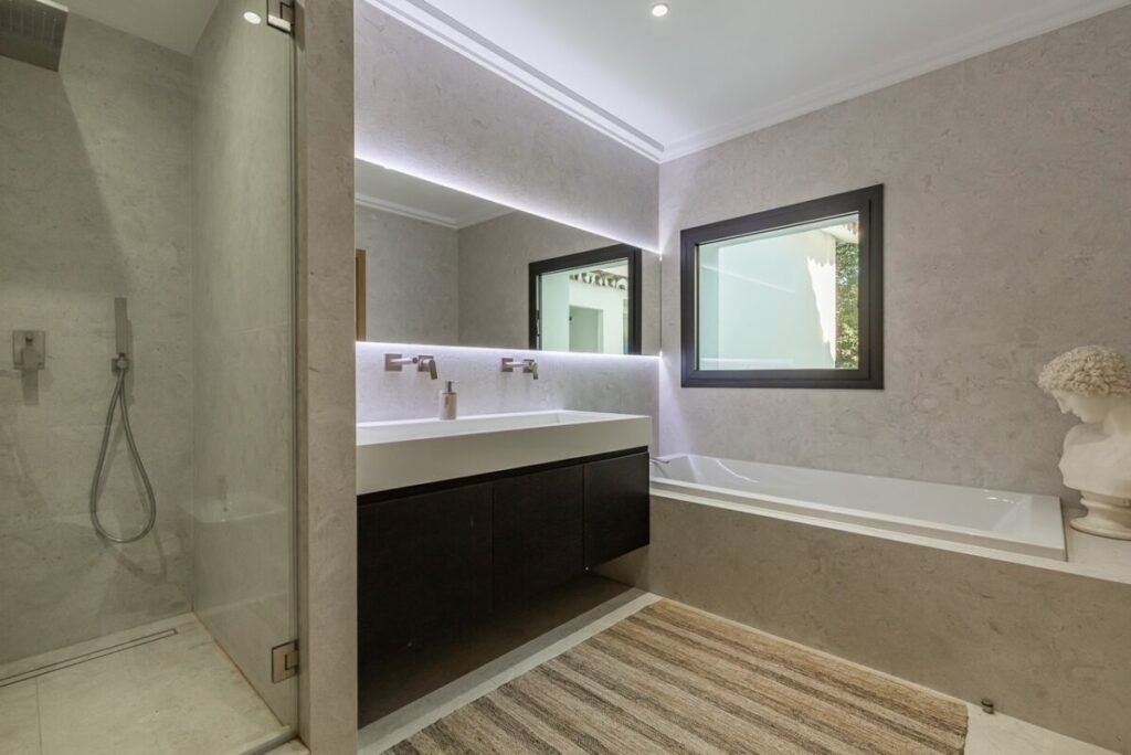 Villa Bathroom Spain