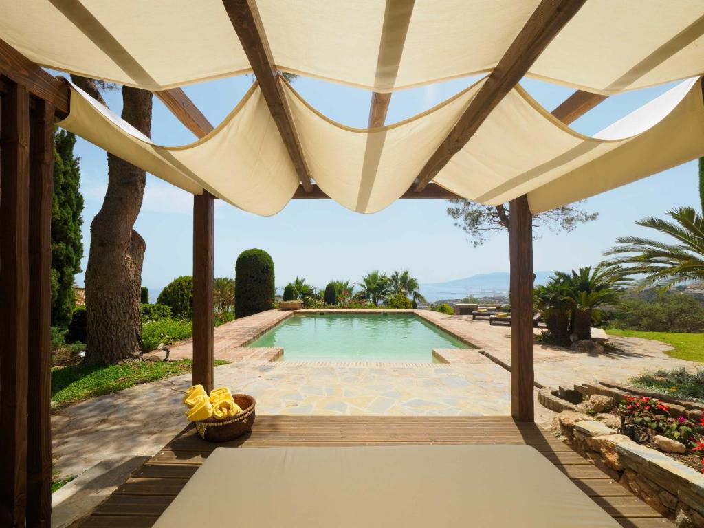 27 Málaga Holiday Villa with Majestic views