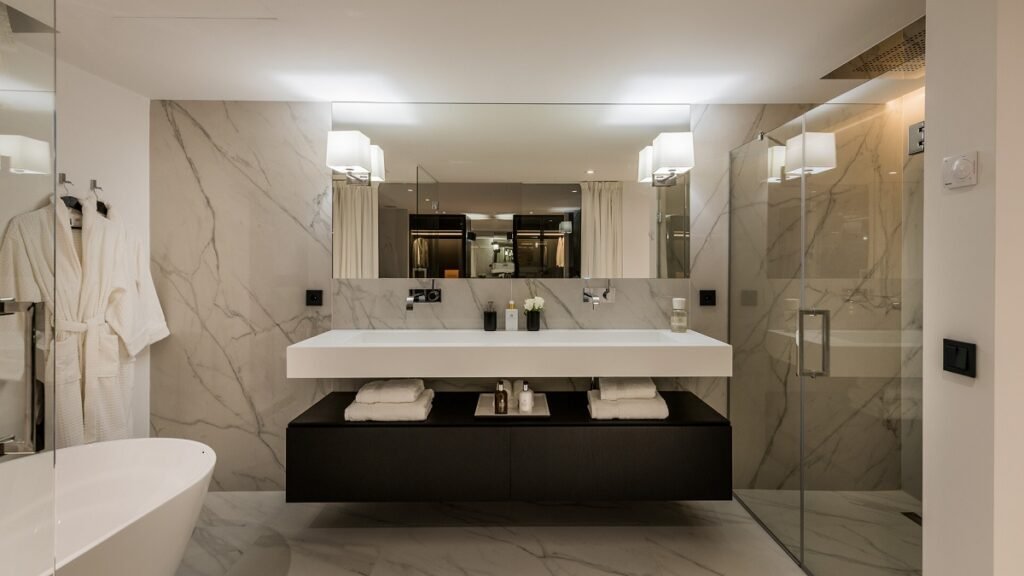 Mansion Bathroom