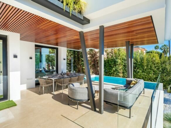 Exquisite Villa Rental: Marbella’s Casablanca on the Golden Mile