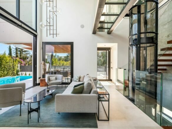 Exquisite Villa Rental: Marbella’s Casablanca on the Golden Mile