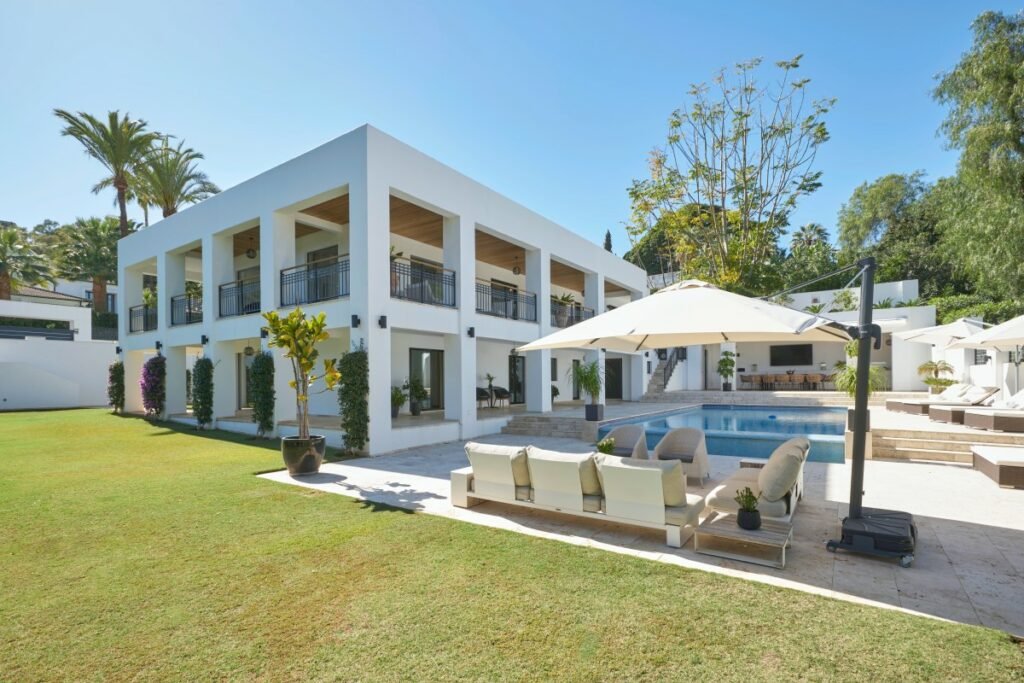 Luxury Golf Mansion in Spain