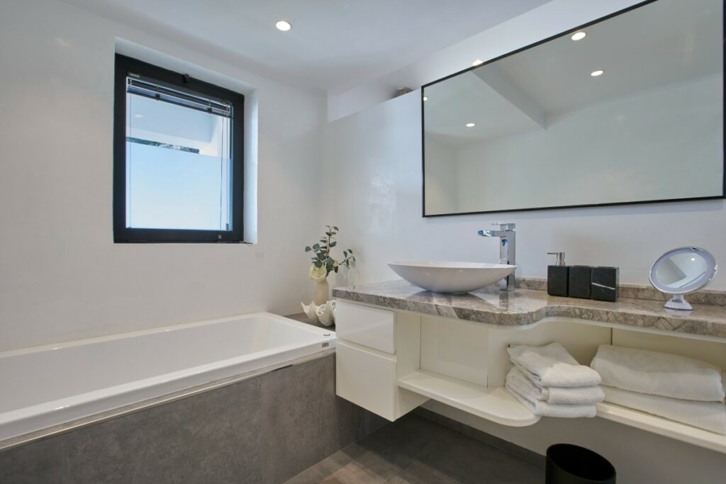 Luxury Villa Bathroom