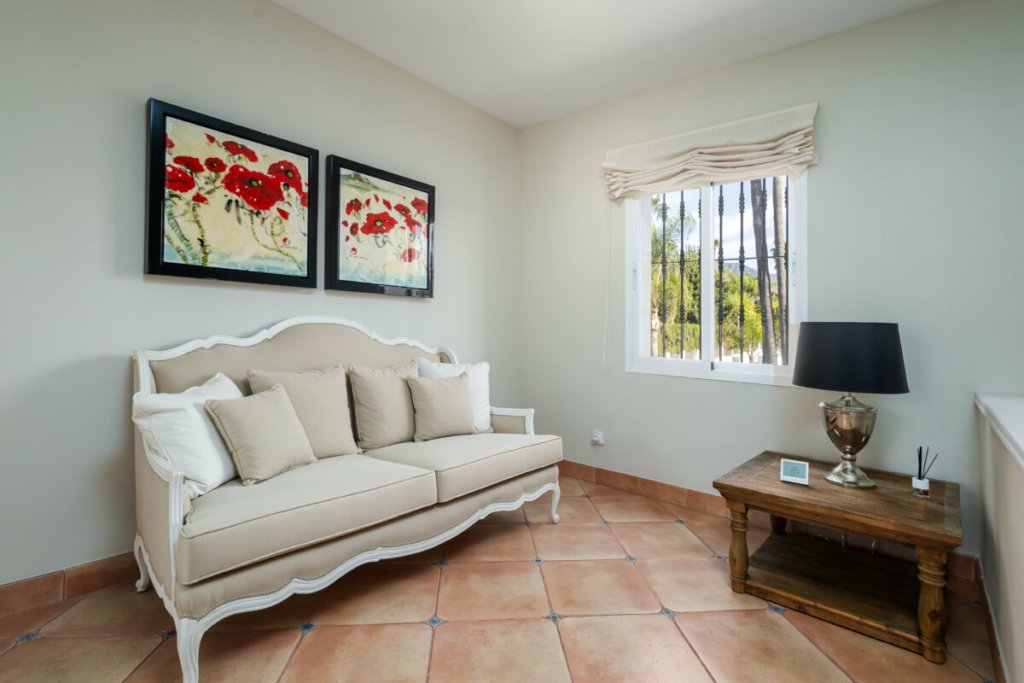 Nueva Andalucia Golf Villa Rental Spain
