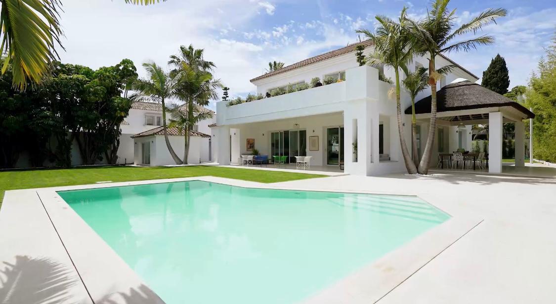 Marbella Rental Villa (3) 5 Bedroom Holiday Villa – Casasola, Marbella