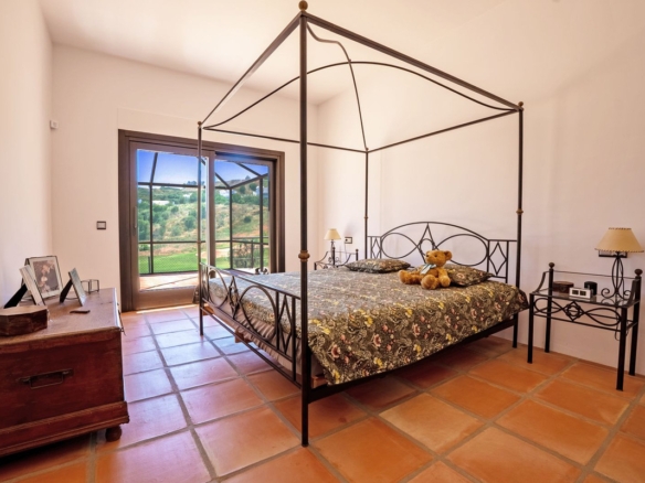 Luxury Frontline Golf Villa | Single-Level Living | Golf Membership Included